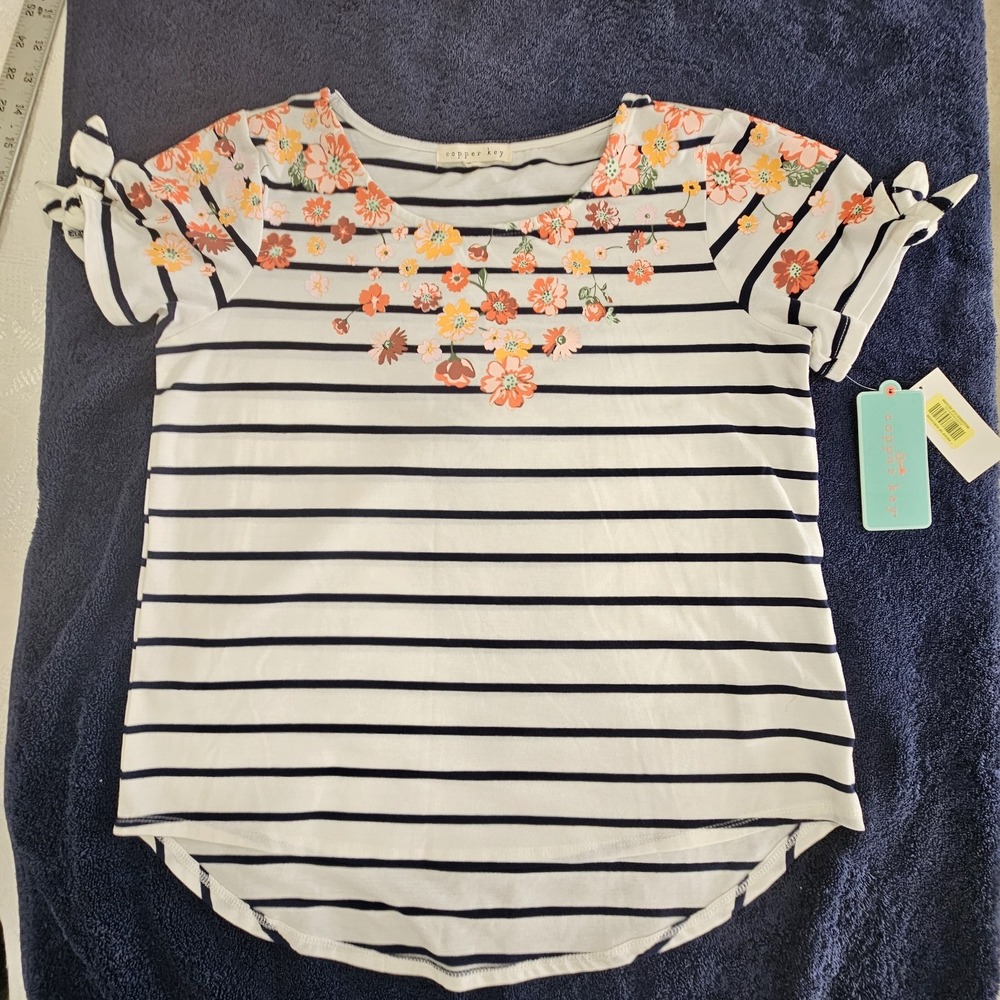 Copper Key Striped Floral Top NWT Women's L